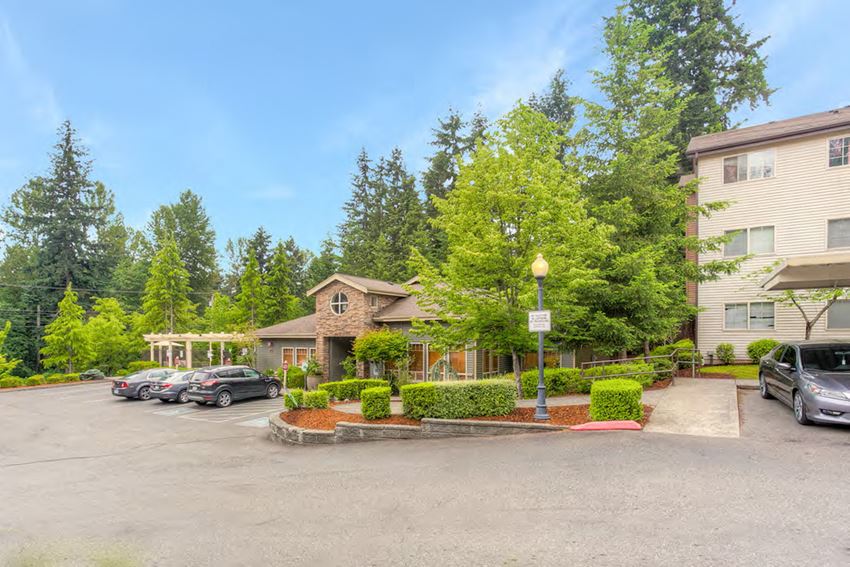 12210 SE Petrovitsky Road 1-4 Beds Apartment, Affordable for Rent - Photo Gallery