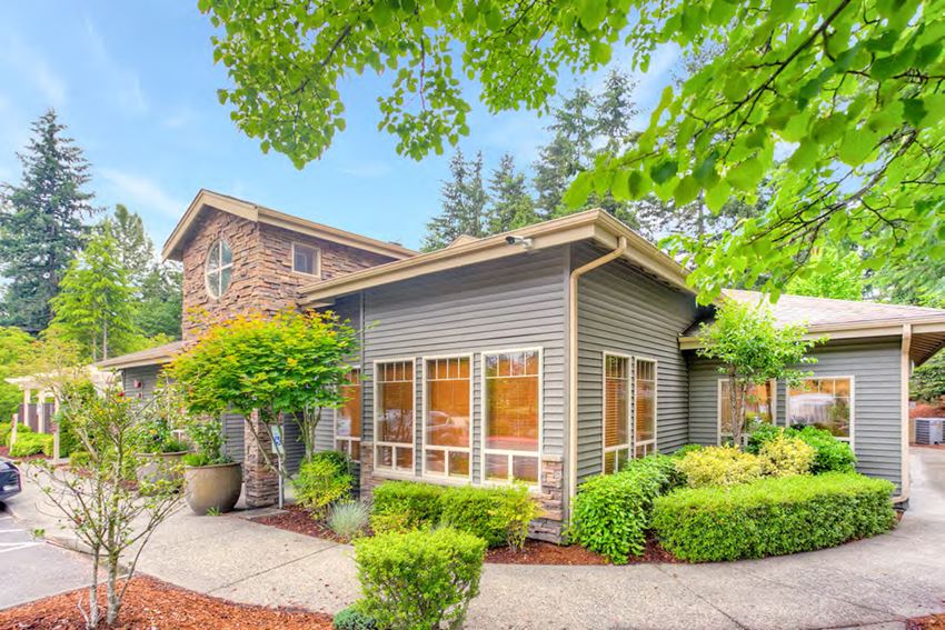 12210 SE Petrovitsky Road 1-4 Beds Apartment, Affordable for Rent - Photo Gallery