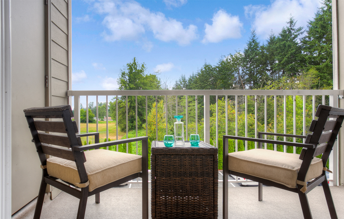 Balcony And Patio at The Seasons at Lea Hill Village, Auburn
