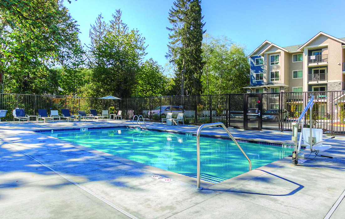 Year Round Outdoor Pool and Spa