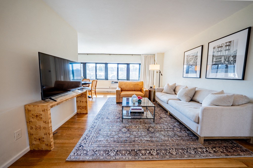 Sunset Premium 1 Bedroom with South Views