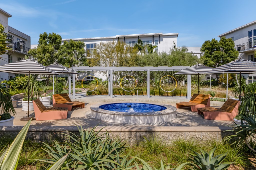 Lofts At Noho Commons