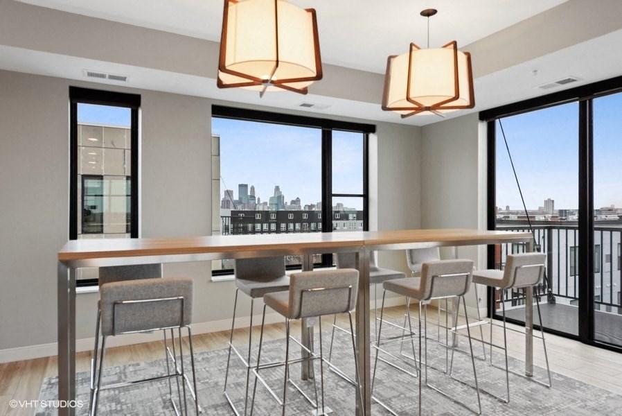 Lago Apartments Rooftop Deck