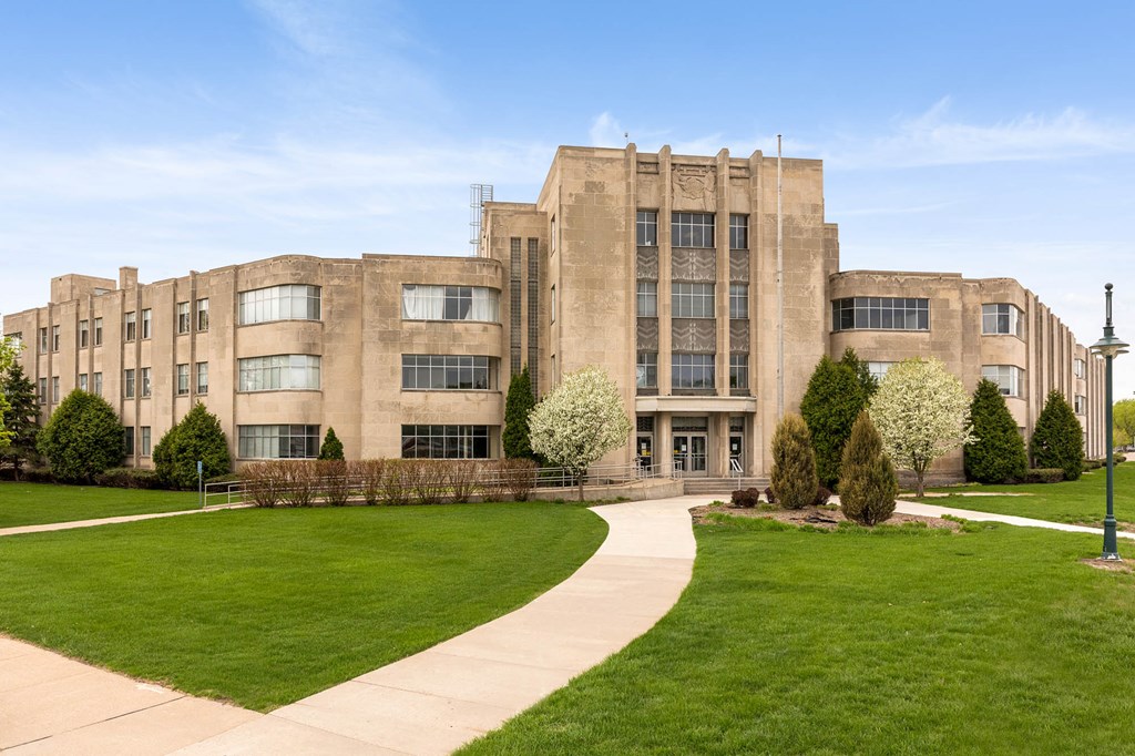 Amber Union Exterior