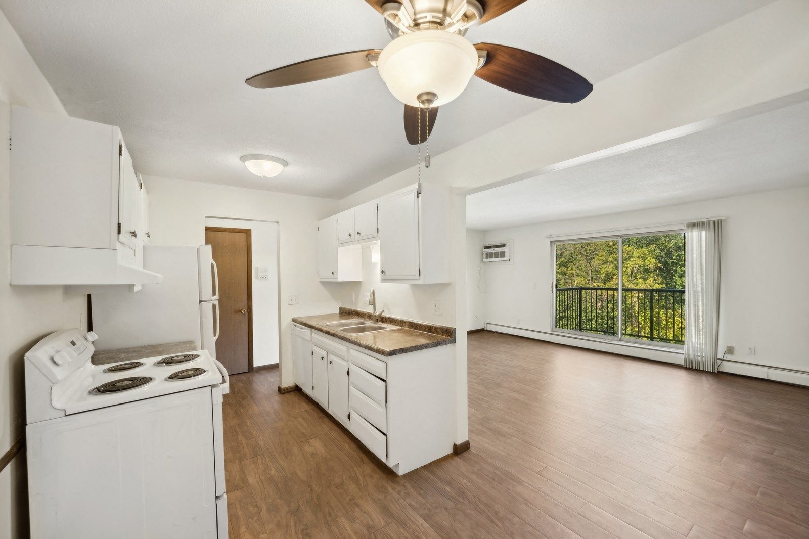 Edina Manor Apartments