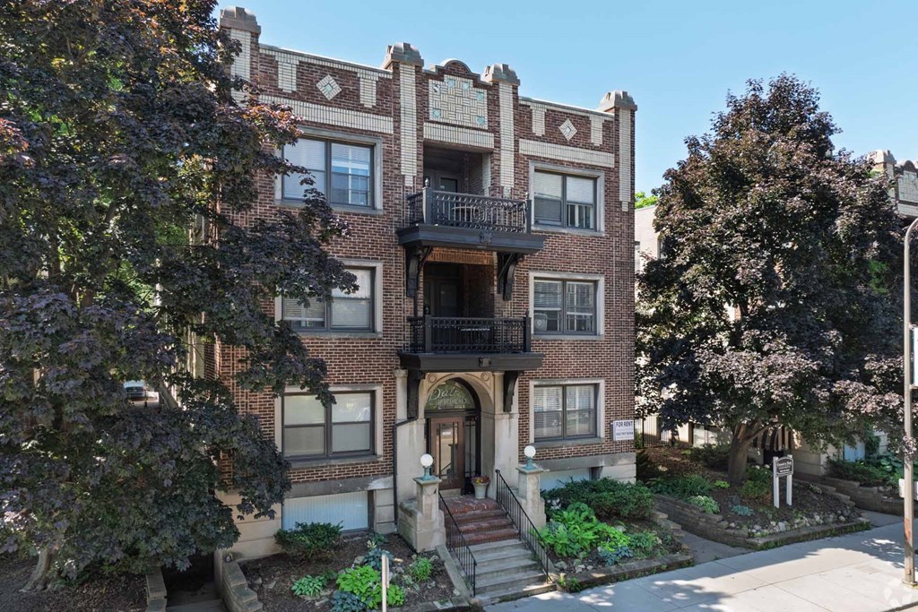 Grand and Dale Apartments, St Paul, MN