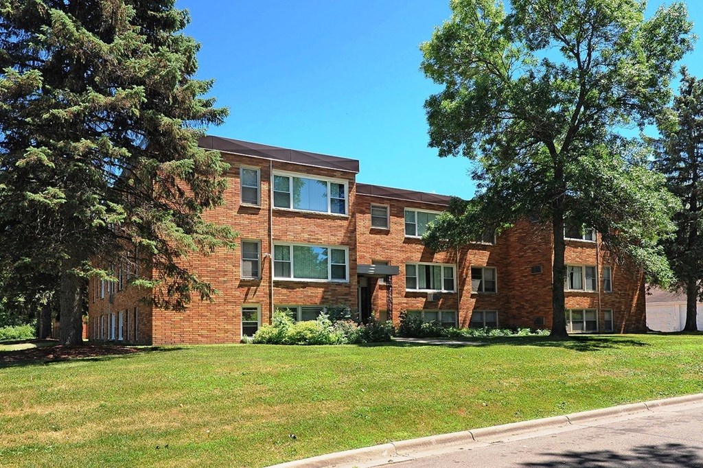 Gateway Apartments Exterior