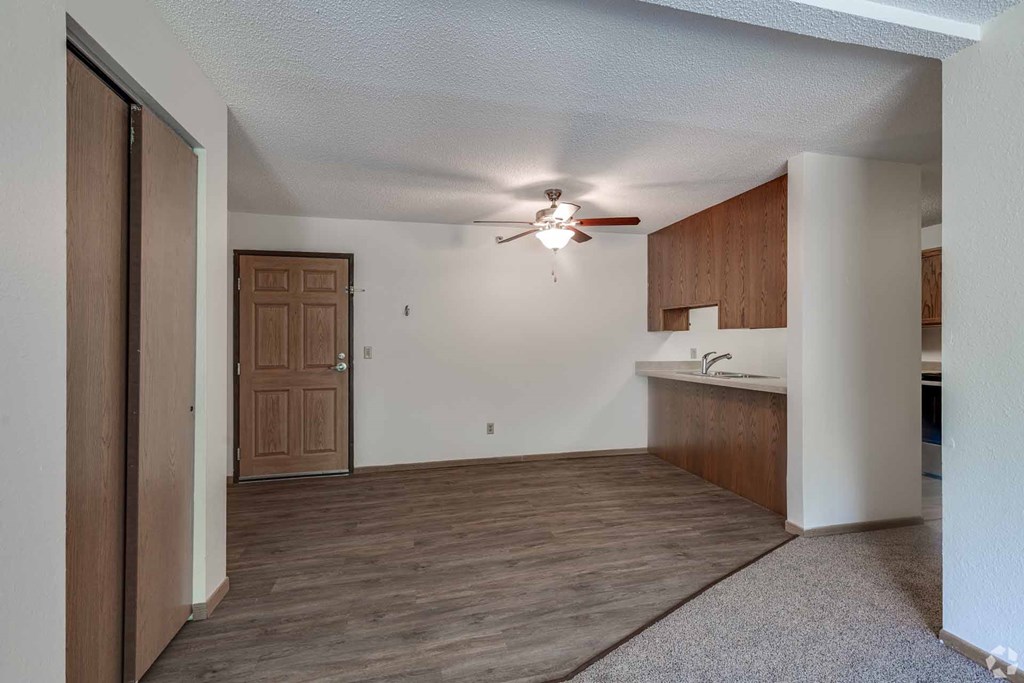 Woodland Park Apartments, Anoka, MN