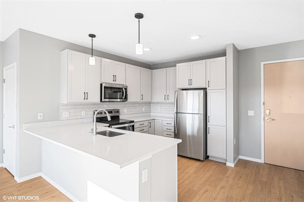 Lago Apartments Minneapolis