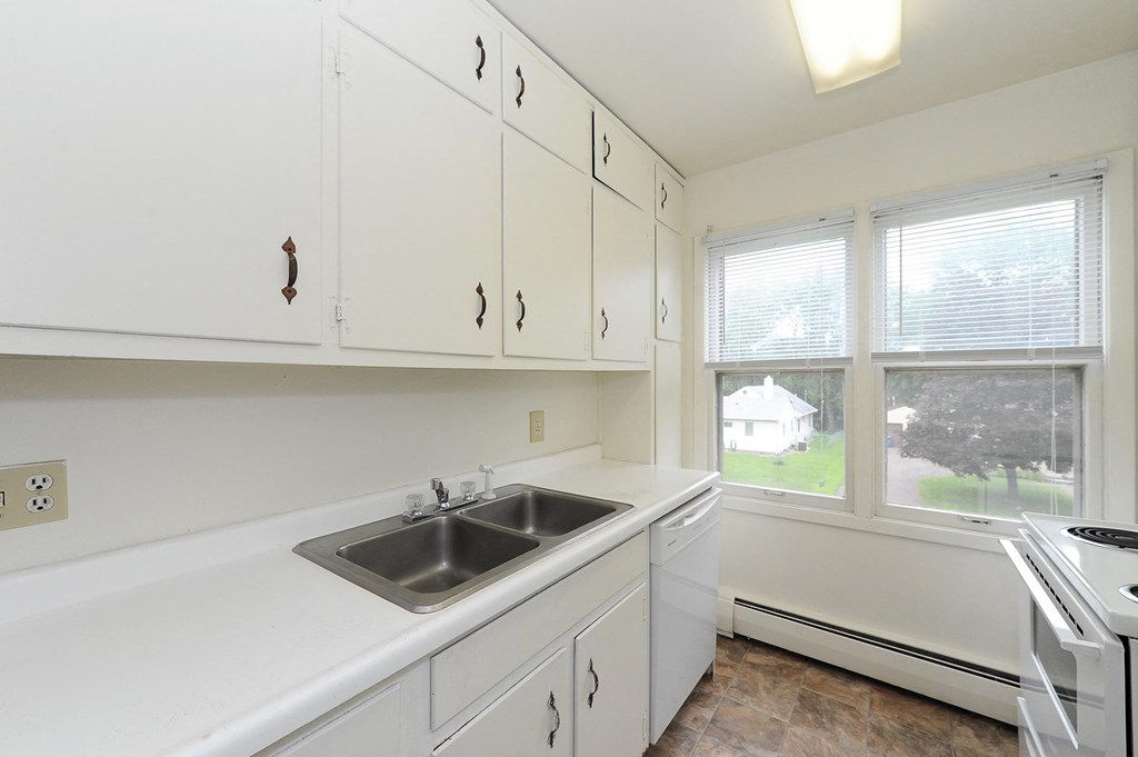 Gateway Apartments Kitchen