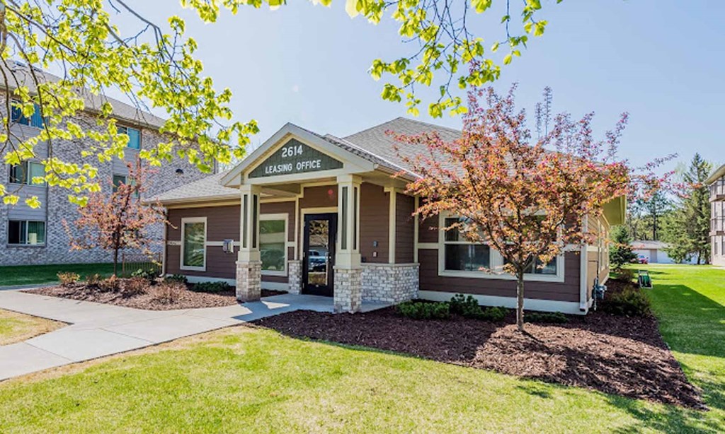 Woodland Park Apartments, Anoka, MN