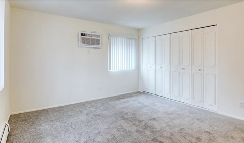 Arlington Place bedroom, St. Paul, Minnesota