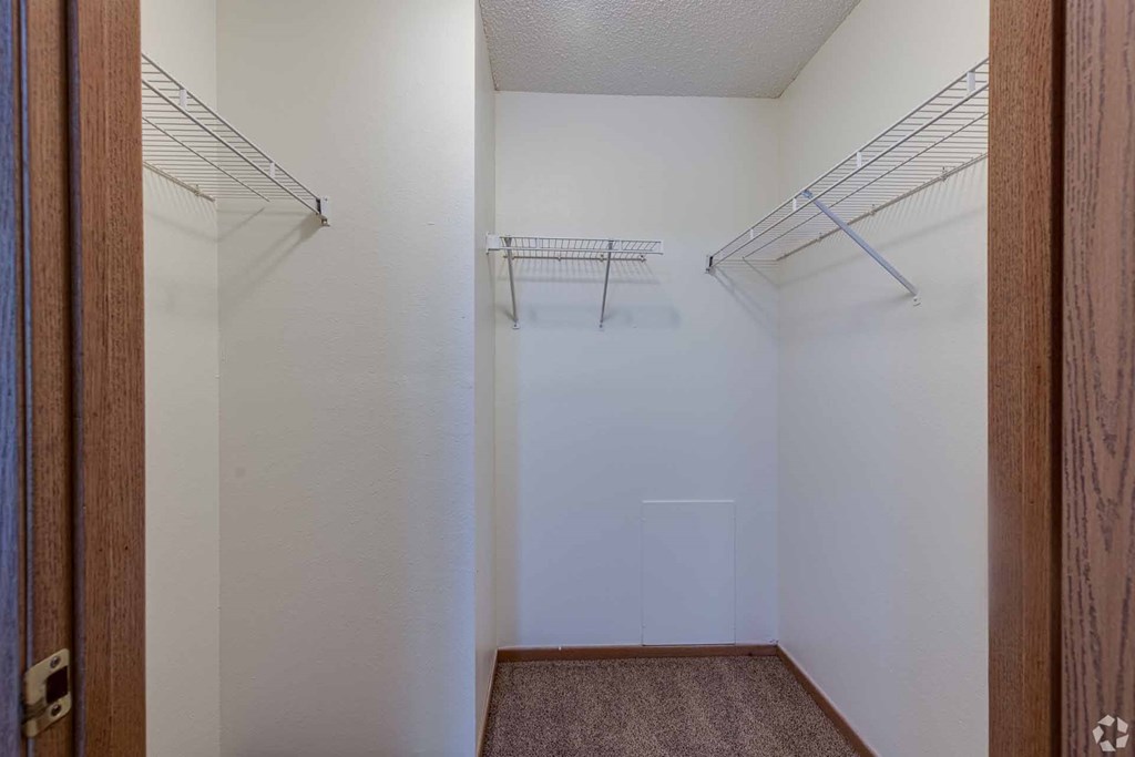 Woodland Park Apartments, Anoka, MN