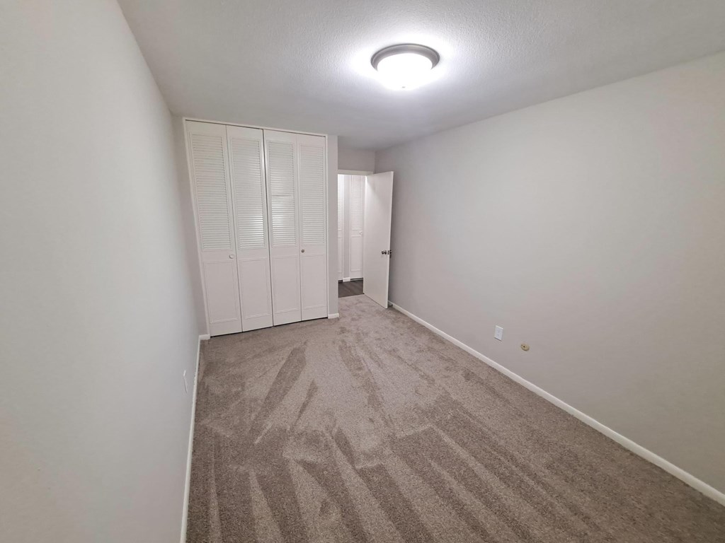 1410 St Paul Place Saint Paul, MN bedroom