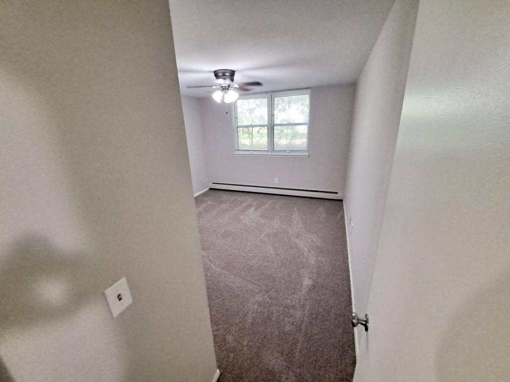 1410 St Paul Place Saint Paul, MN bedroom