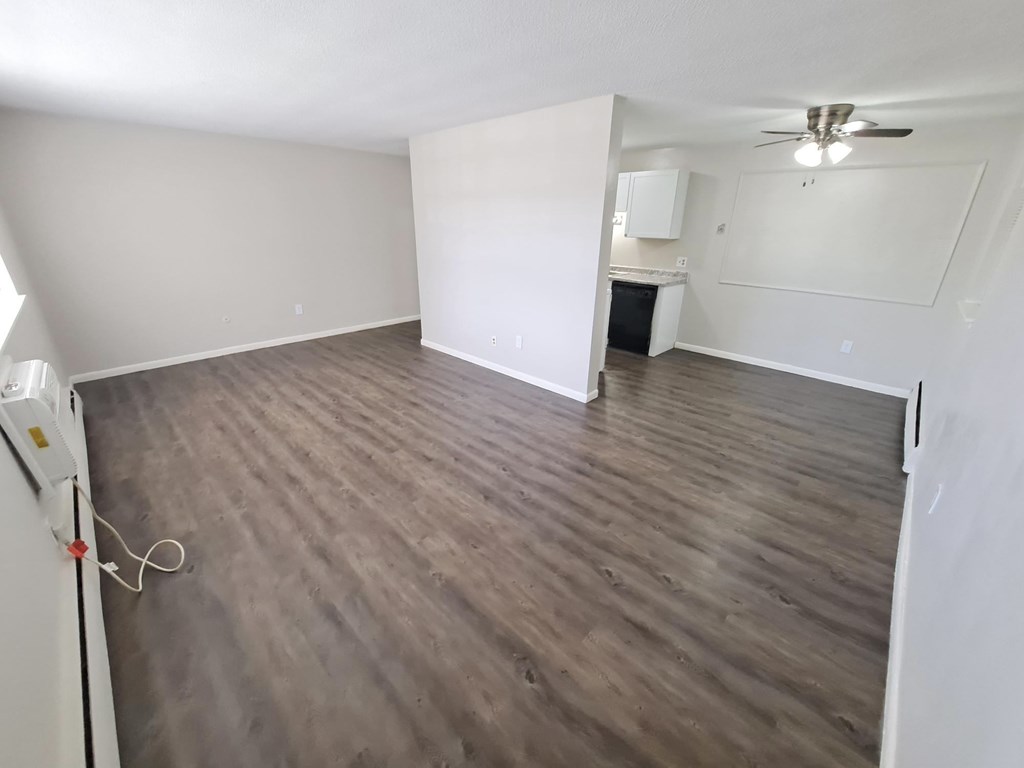 1410 St Paul Place Saint Paul, MN living room