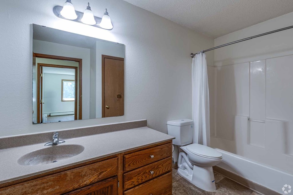 Woodland Park Apartments, Anoka, MN