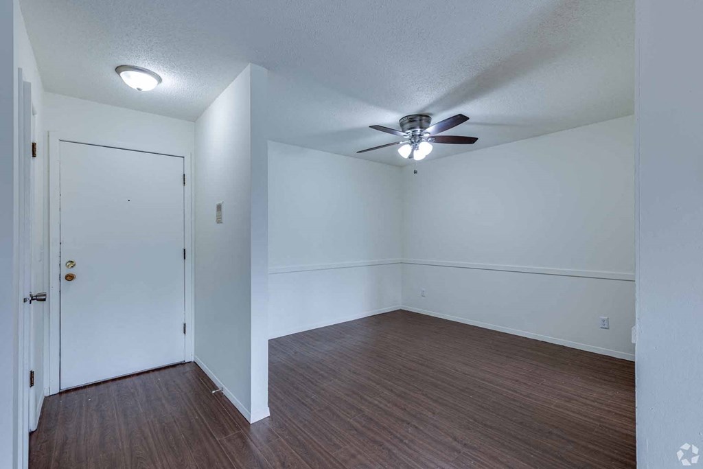 Victoria Flats, Roseville, Minnesota