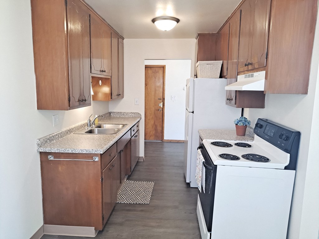 St. Paul Apartments, Kitchen