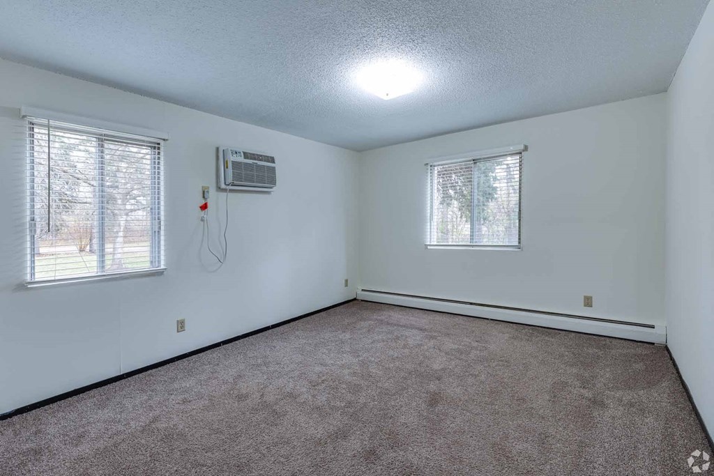 Victoria Flats, Roseville, Minnesota