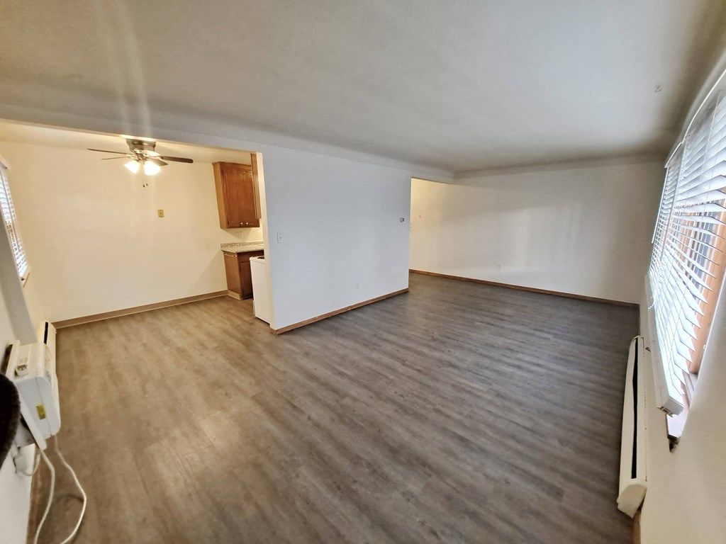 1797 Stillwater Apartments St. Paul, Minnesota Living Room