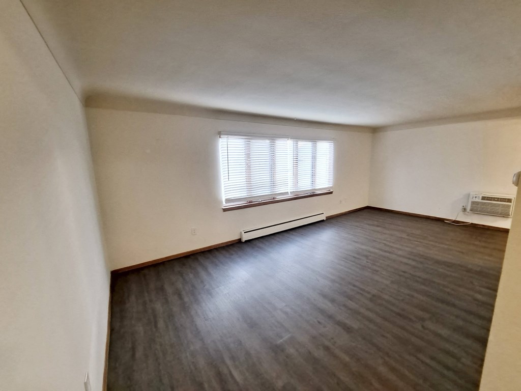 1797 Stillwater Apartments St. Paul, Minnesota Living Room