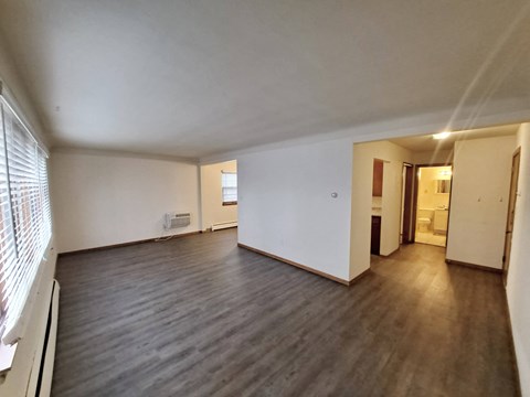 1797 Stillwater Apartments St. Paul, Minnesota Living Room