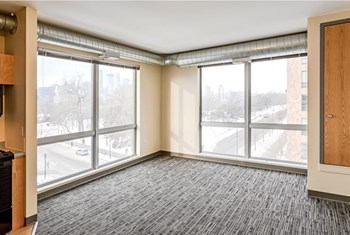 Stone Arch I Stone Arch I - Photo Gallery 6