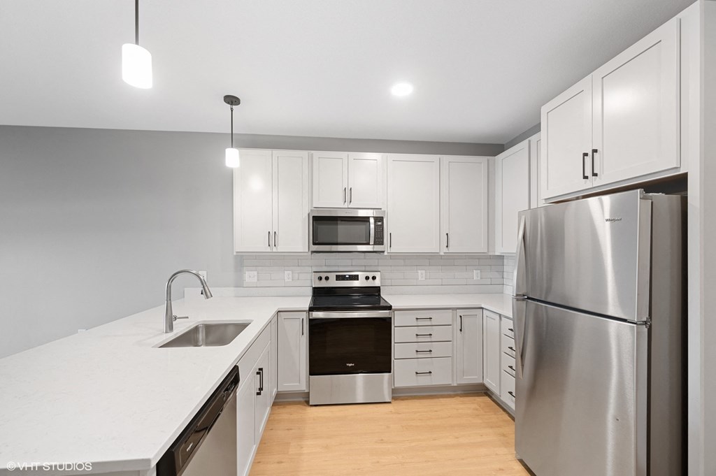 Lago Apartments Minneapolis