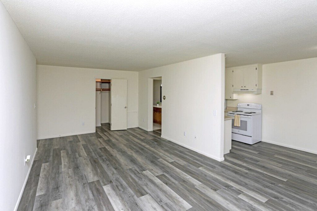 Bellaire Estates Living Room
