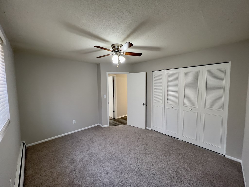Brewster Place Apartments Saint Paul, MN bedroom