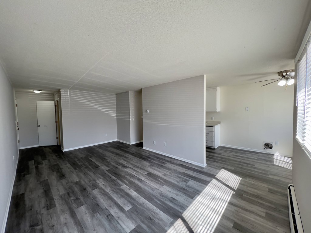 Brewster Place Apartments Saint Paul, MN living room