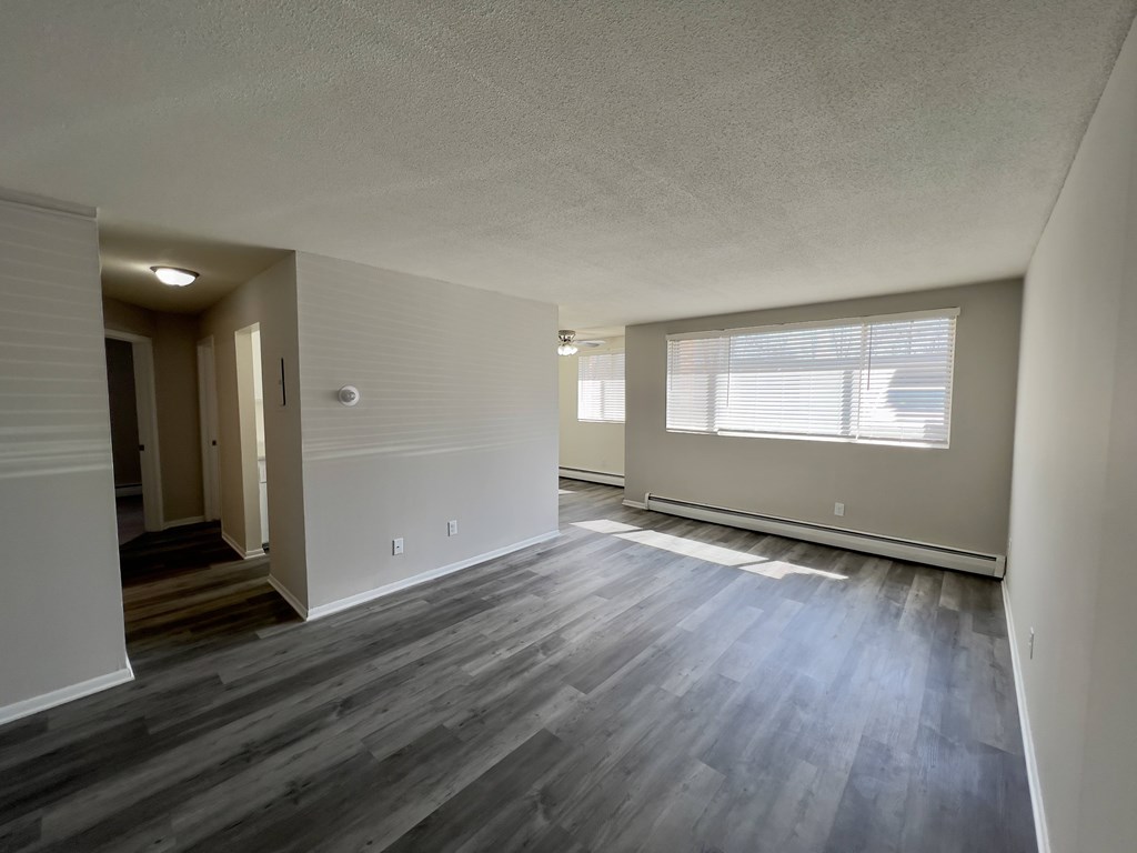 Brewster Place Apartments Saint Paul, MN living room