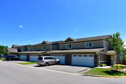 Creeks Run Townhomes, Chaska, MN