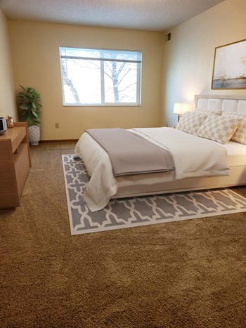 3100 Glen Oaks Ave. 1-3 Beds Apartment for Rent - Photo Gallery 3