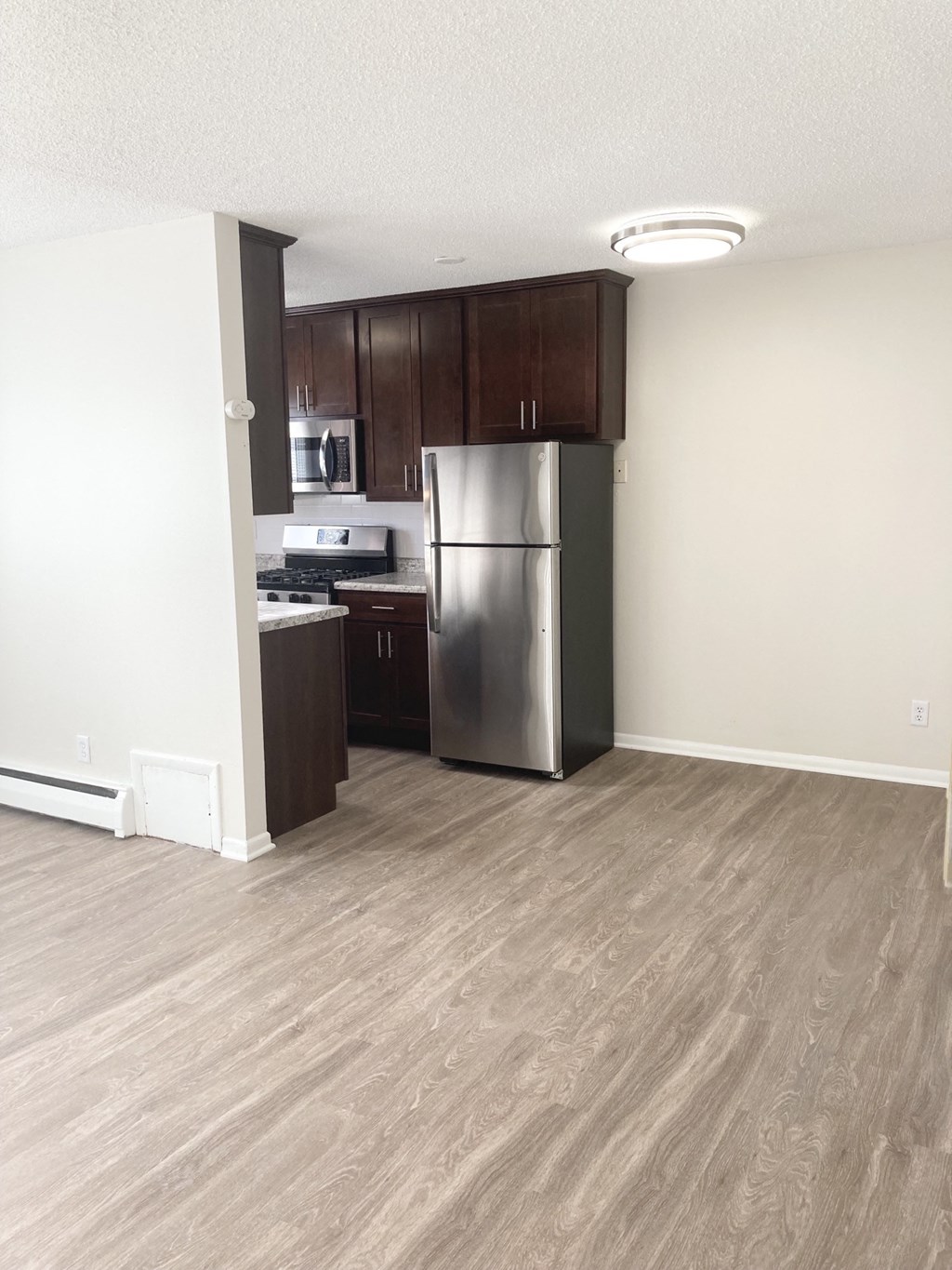 Northgate Crossing Apartments Kitchen, St. Paul, Minnesota