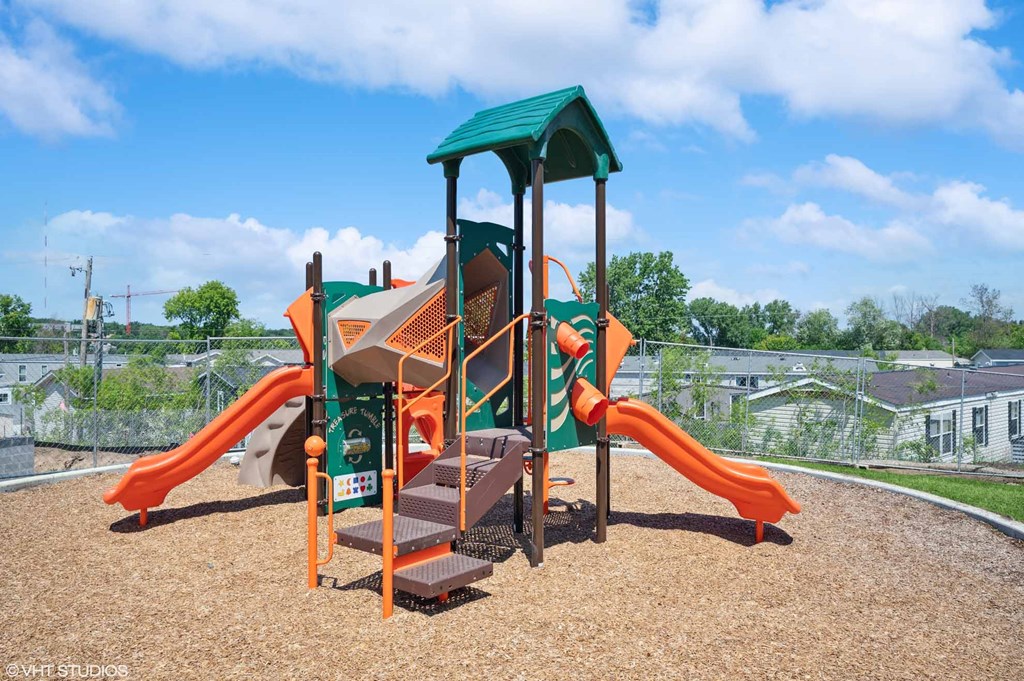 Litmore Apartments Playground