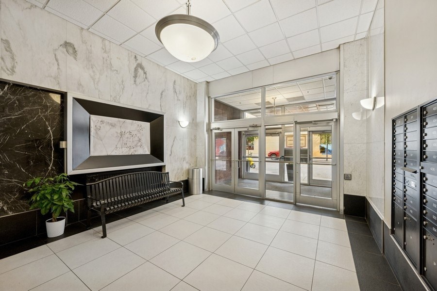 Commerce Building, Affordable Apartments, Downtown St Paul, MN