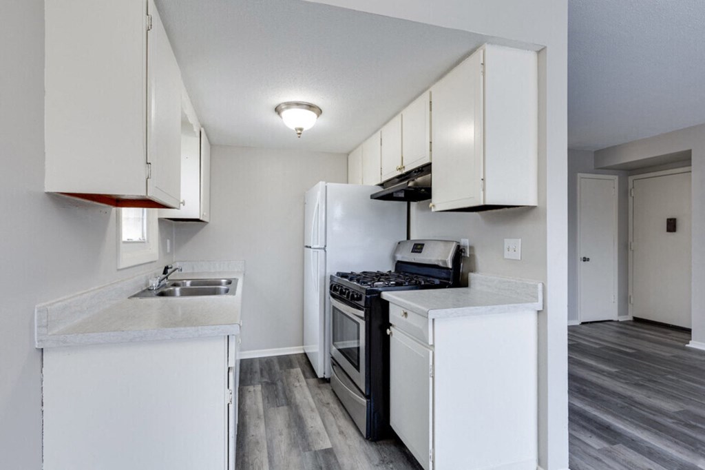 Powderhorn Apartments Kitchen