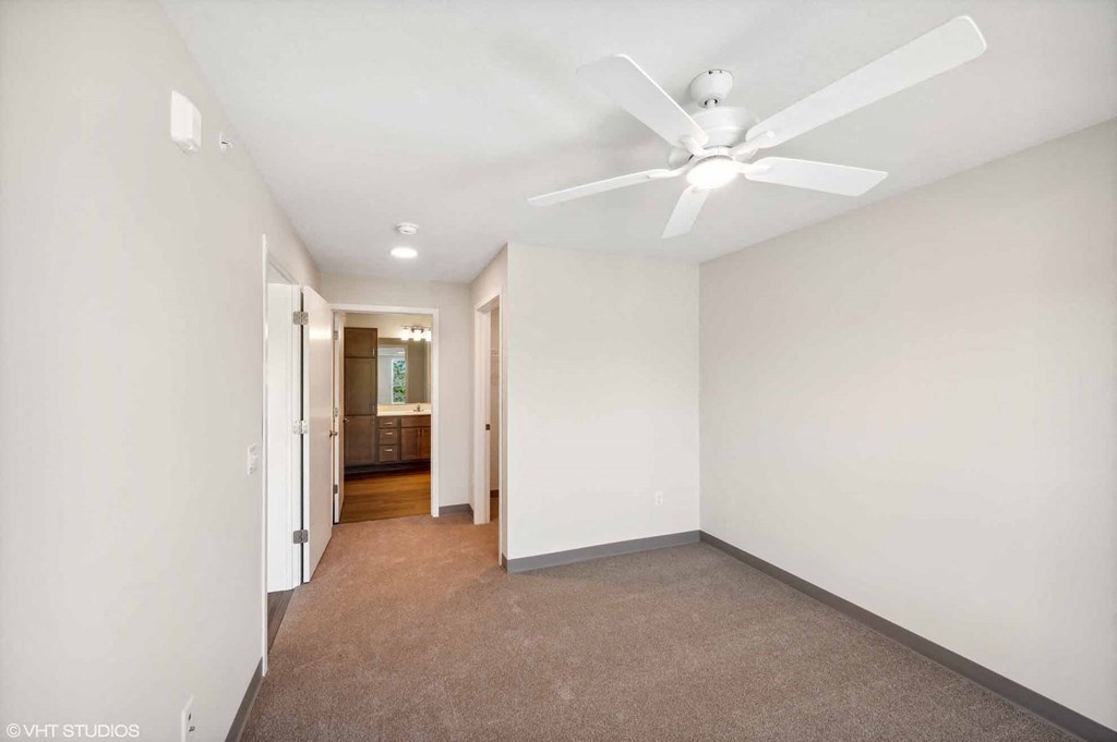 Litmore Apartments Bedroom