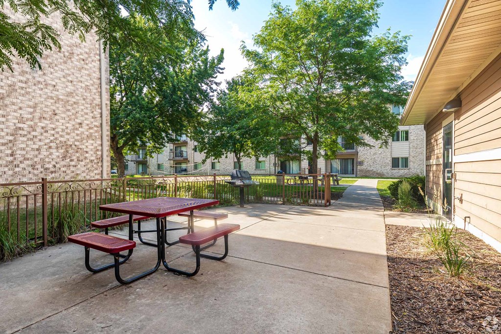 Woodland Park Apartments, Anoka, MN