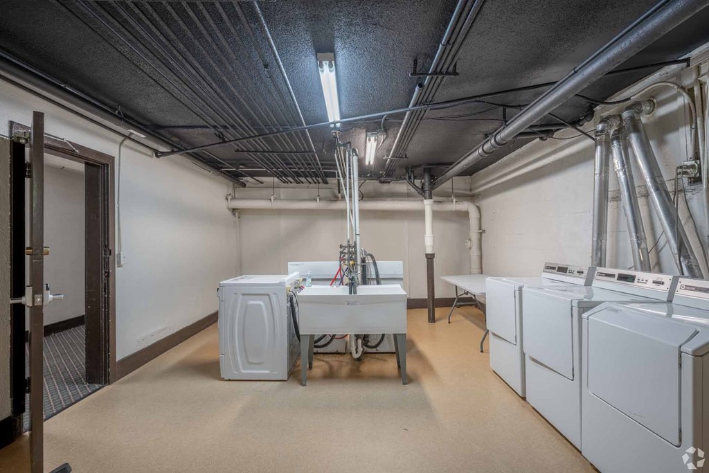 Grand and Dale Apartments, St Paul, MN