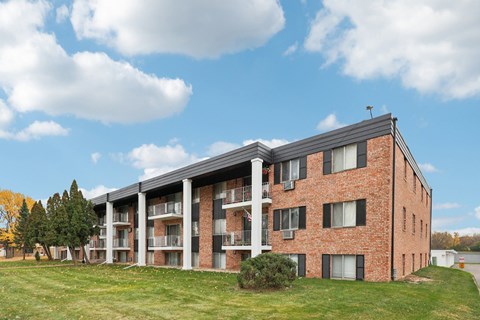 Charlton Terrace Apartments, West St Paul, MN