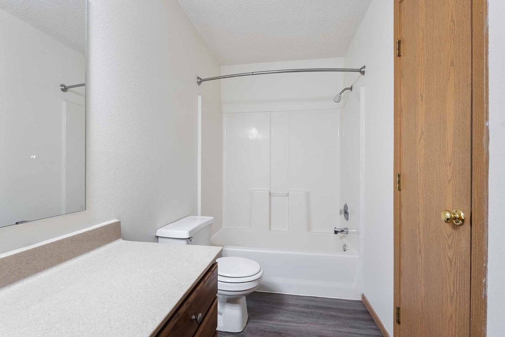 Woodland Park Apartments, Anoka, MN