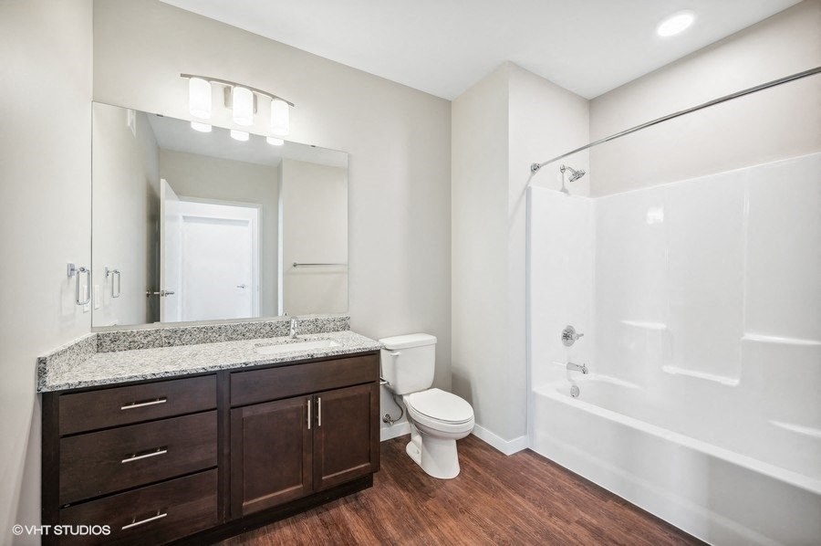 The Hollows Bathroom, St. Paul, Minnesota