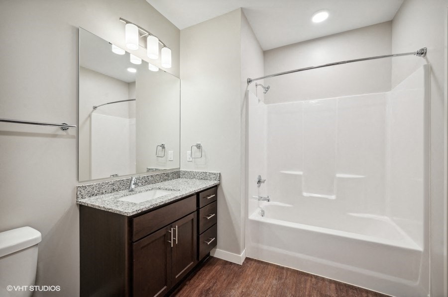 The Hollows Bathroom, St. Paul, Minnesota