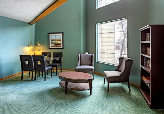 River Ridge Apartments