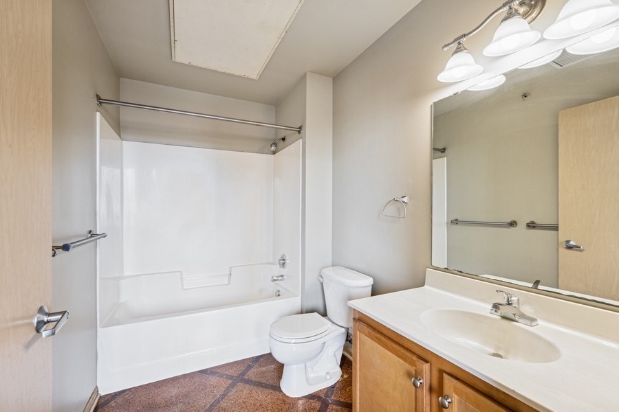 Commerce Building, Affordable Apartments, Downtown St Paul, MN