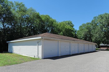 Gateway Apartments Garage - Photo Gallery 10
