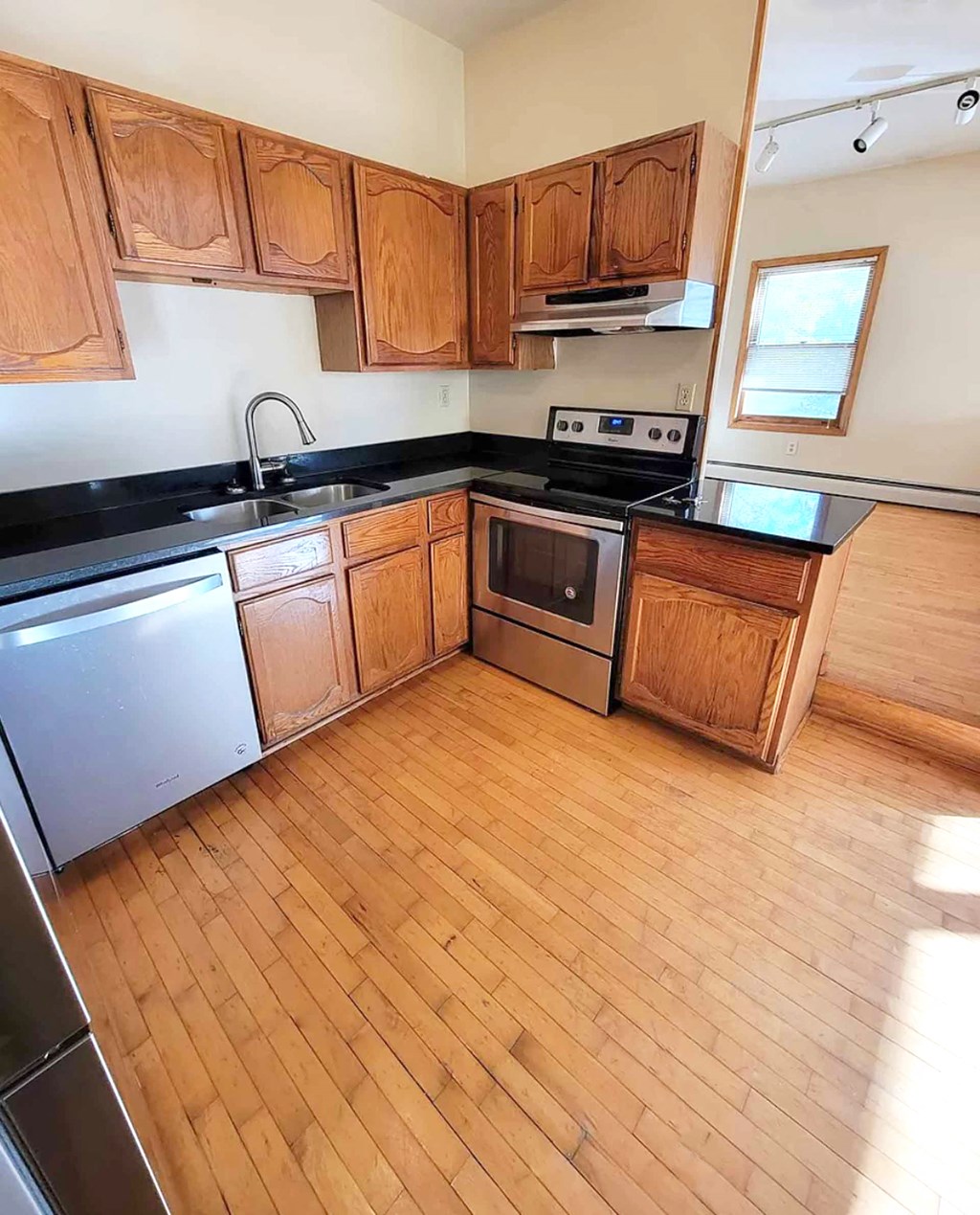 Emerson Manor Kitchen